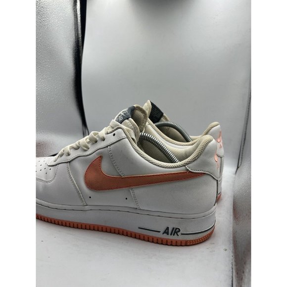 Nike AF1 Air Force One White Atomic Red 488298 131 Size 10.5 - Picture 3 of 7